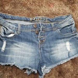 Rue21 Jean short's